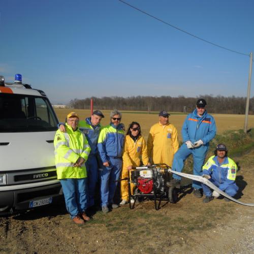 Addestramento uso motopompe 10/03/12 n. 7 / 77251