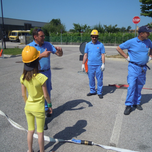 Attivit‡ con i ragazzi n. 16 / 67532