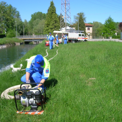 Addestramento uso motopompe 28/04/12 n. 5 / 80015