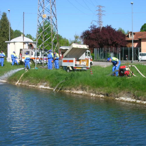 Addestramento uso motopompe 28/04/12 n. 8 / 80018