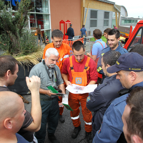 Esercitazione del 29/09 n. 47 / 100123