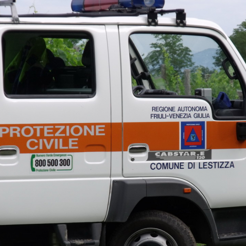 6∞ meeting di Protezione civile - Mereto 2011 n. 36 / 68105