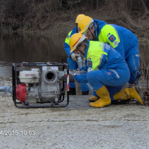 ATTIVITA' ADESTRATIVA USO MOTOPOMPE  foto n.15 / 112583