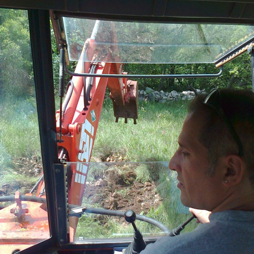 Corso conduzione di macchine movimento terra n. 7 / 81195