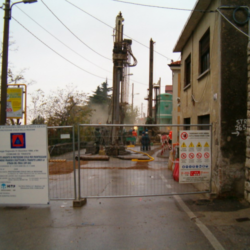 25/11 foto 01 / 6823