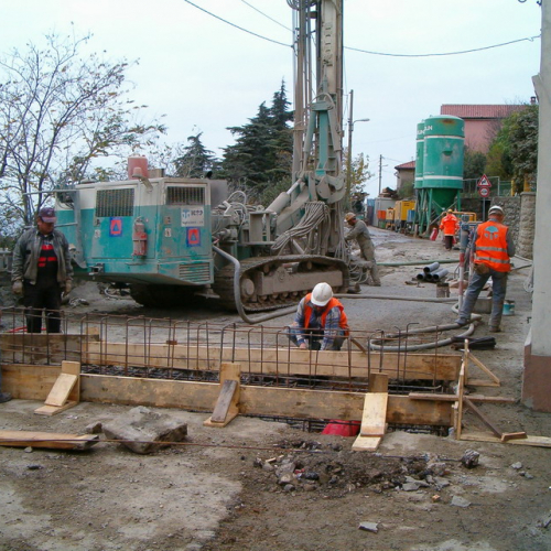 28/11 foto 01 / 6912