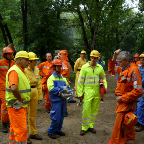 Esercitazione AIB 27/06 n. 3 / 40402