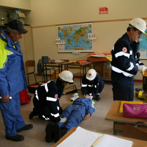 evacuazione scuole 29 sett. f. 4 / 17375