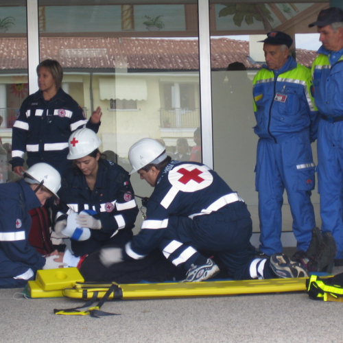 evacuazione scuole 29 sett. f. 7 / 17378
