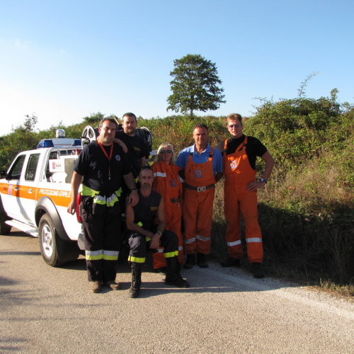 I volontari del 9∞ turno AIB in Puglia n. 5 / 99032