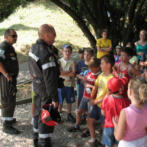 Attivit‡ con i ragazzi n. 5 / 97688