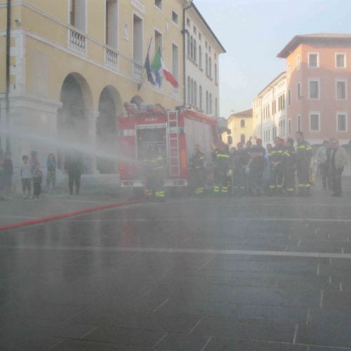 Dimostrazione del 6 maggio n. 11 / 65440