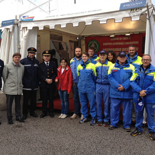Stand al Villaggio Barcolana" n. 4""tand al "Villaggio Barcol""and al "Villaggi""nd al "V""d" / 100776