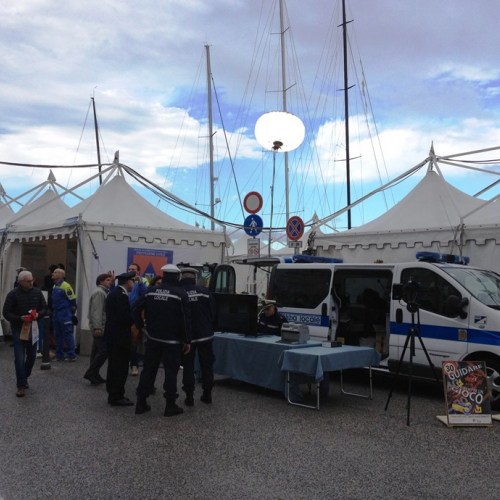Stand al Villaggio Barcolana" n. 6""tand al "Villaggio Barcol""and al "Villaggi""nd al "V""d" / 100778