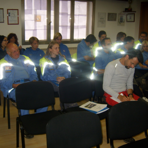 Corso elicooperazione per unit‡ cinofile del 22/09/12 n. 1 / 86146