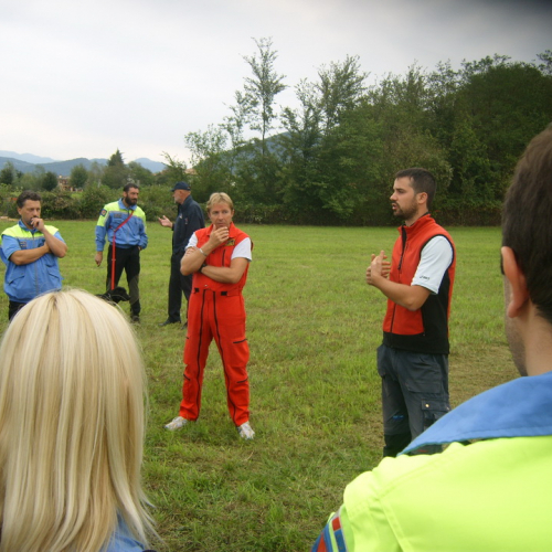 Corso elicooperazione per unit‡ cinofile del 22/09/12 n. 9 / 86154