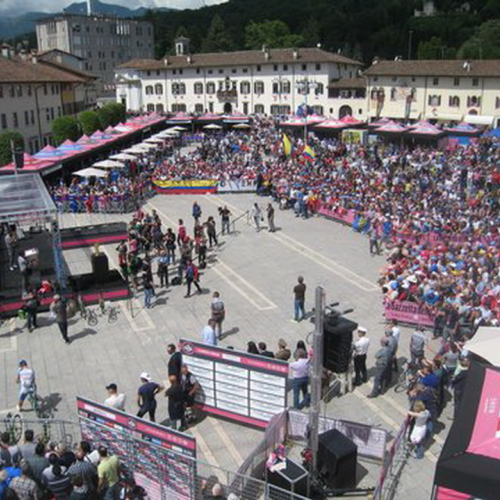 Supporto partenza 20™ tappa 97∞ Giro d'Italia (Maniago-Monte Zoncolan) n. 30 / 109649