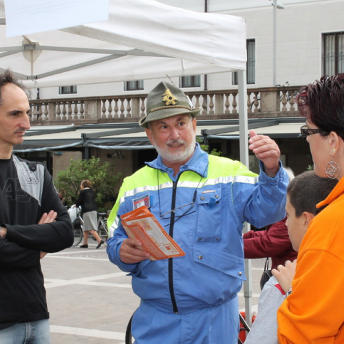 Stand per Terremoto io non rischio" n. 4""tand per "Terremoto io non ris""and per "Terremoto i""nd per "Ter""d p" / 100274