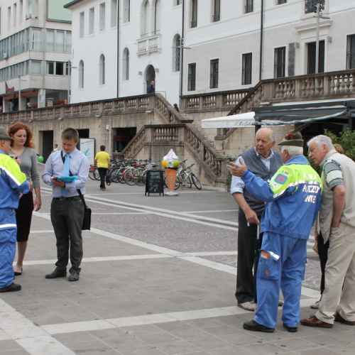 Stand per Terremoto io non rischio" n. 14""tand per "Terremoto io non risc""and per "Terremoto io""nd per "Terr""d pe" / 100284