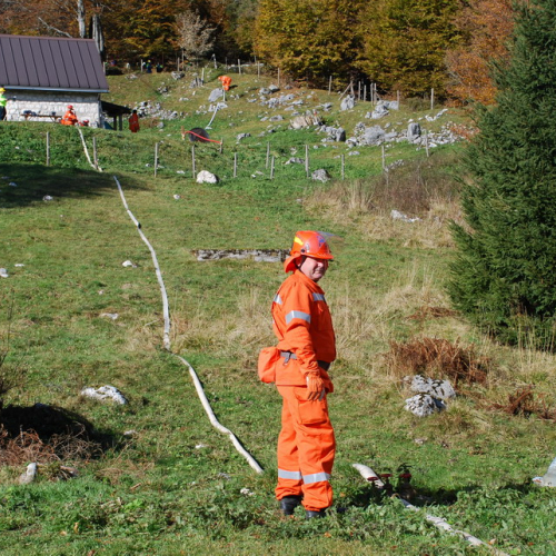 Esercitazione 25/10 n. 22 / 44063