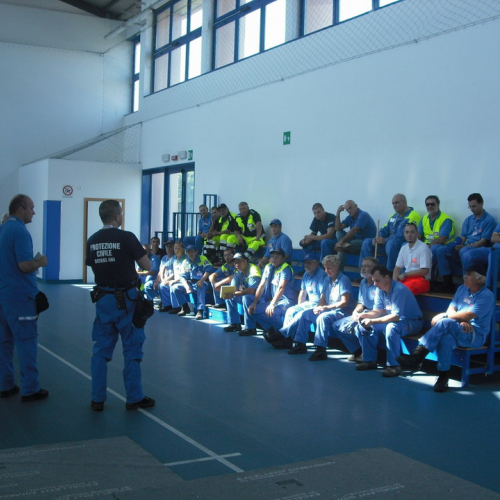 Esercitazione 404/07/10 n. 16 / 54759