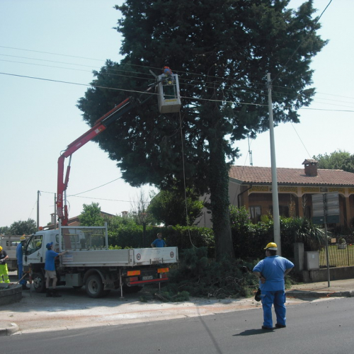 Esercitazione 404/07/10 n. 30 / 54773