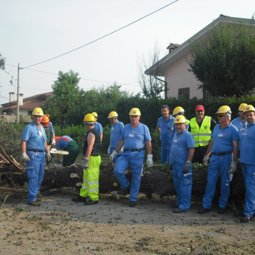 Esercitazione 404/07/10 n. 46 / 54789