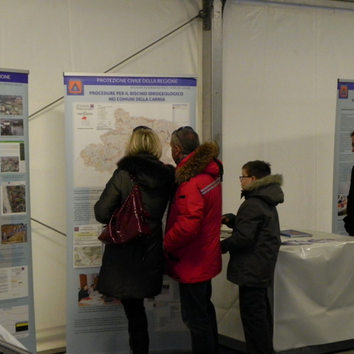 Altre foto stand PCR a Trieste n. 2 / 60069