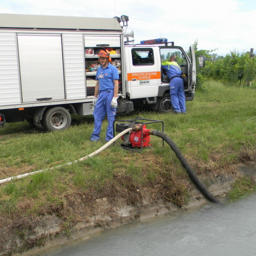 6∞ meeting di Protezione civile - Mereto 2011 n. 42 / 68278
