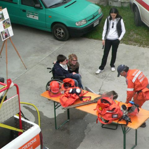 A Scuola di Protezione Civile 2011 n. 26 / 64727