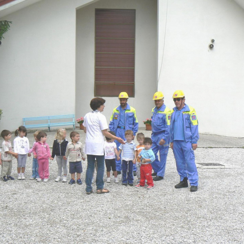 Evacuazione scuola 09/06/11 n. 7 / 66953