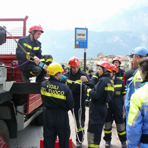 Convegno Soccorso in acque vive" a Lavis n. 24""onvegno "Soccorso in acque vive" a La""nvegno "Soccorso in acque vi""vegno "Soccorso in a""egno "Soccors""gno "So""no" / 51372