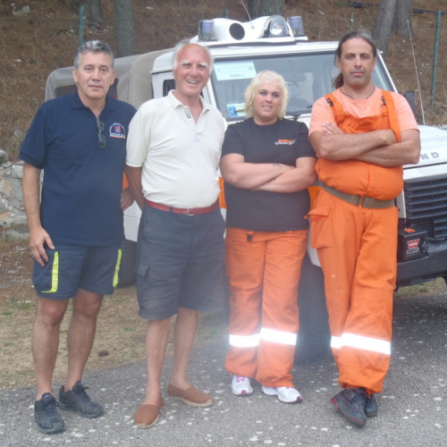 I volontari del 7∞ turno AIB in Puglia n. 17 / 98688