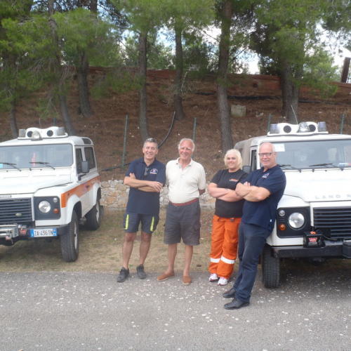 I volontari del 7∞ turno AIB in Puglia n. 18 / 98689