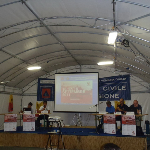 Incontro dal titolo Prepariamoci insieme al terremoto" n. 2""ncontro dal titolo "Prepariamoci insiem""contro dal titolo """" / 70787