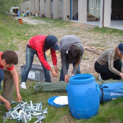 Allestimento tendopoli di accoglienza 005 / 10711