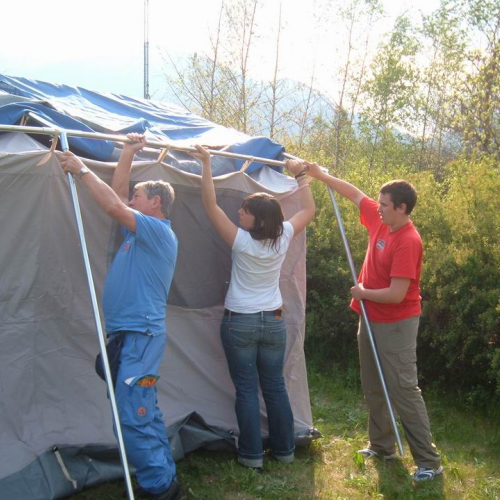 Allestimento tendopoli di accoglienza 007 / 10713