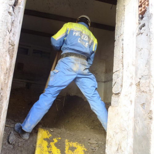 Volontari impegnati a Vernazza n. 11 / 72267