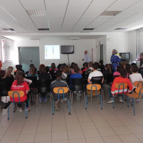 Attivit‡ con le scuole 18/03 n. 21 / 105601