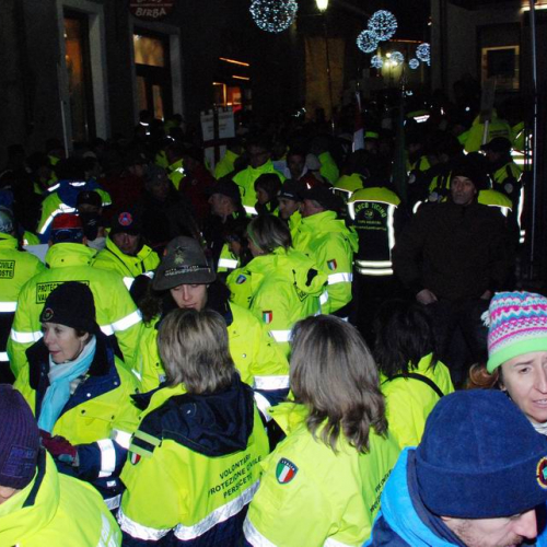 Sfilata e discorsi Autorit‡ n. 1 / 47417