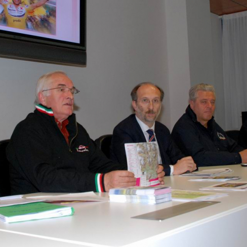 Conferenza stampa 15™ tappa Giro d'Italia 2010 n. 11 / 50566