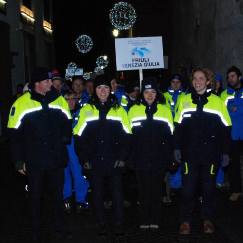 Sfilata e discorsi Autorit‡ n. 4 / 47420