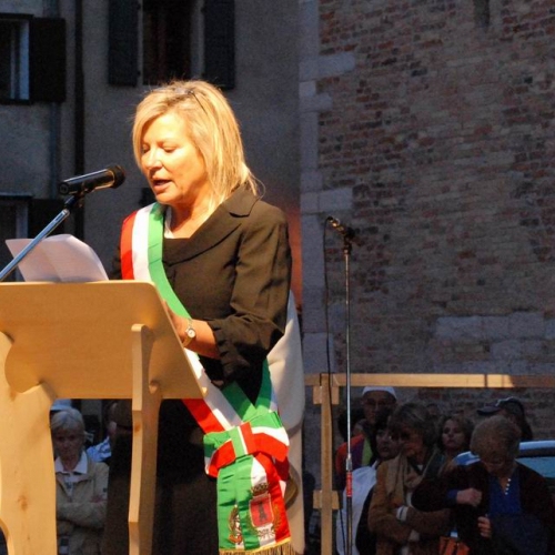 Consegna Attestati di ringranziamento (Grado) n. 28 / 29364