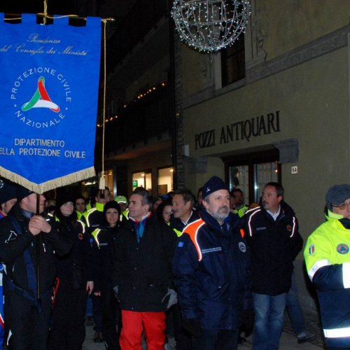 Sfilata e discorsi Autorit‡ n. 9 / 47425