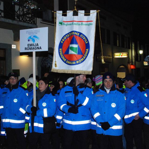 Sfilata e discorsi Autorit‡ n. 12 / 47428