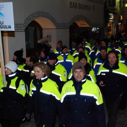 Sfilata e discorsi Autorit‡ n. 14 / 47430