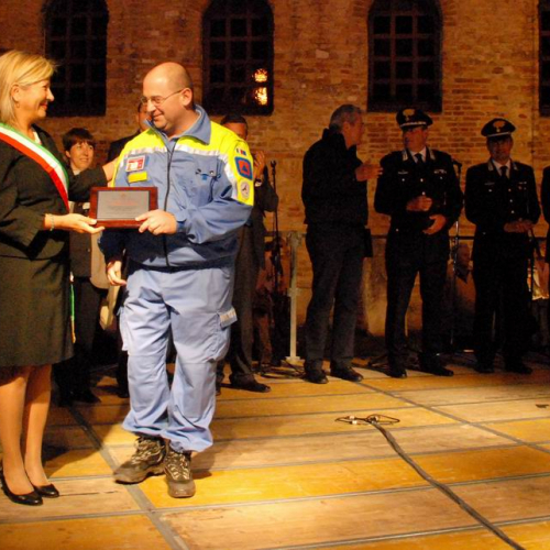 Consegna Attestati di ringranziamento (Grado) n. 41 / 29377