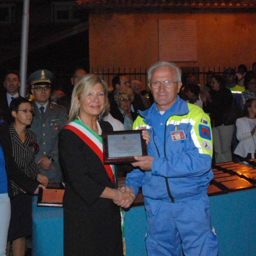 Consegna Attestati di ringranziamento (Grado) n. 49 / 29385