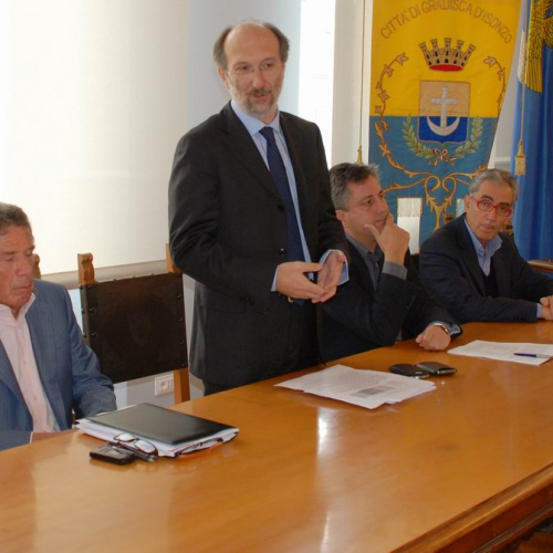 Firma Decreto n. 9 / 56917