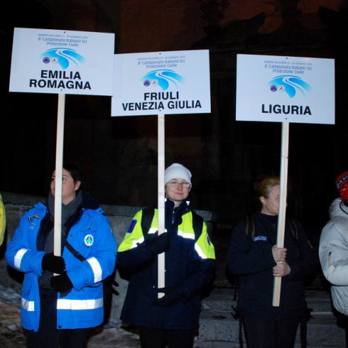 Sfilata e discorsi Autorit‡ n. 34 / 47450